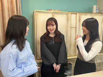 キヨミ 札幌東区役所(KIYOMI)の写真/《オトナ女性のための上質サロン》女性目線のスタイル創りで、細かなご要望やニュアンスにも対応します。