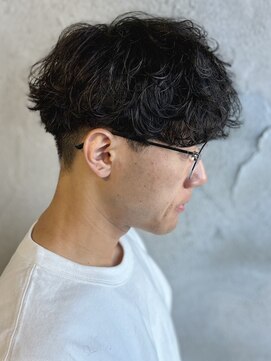 ニアウ 高崎店(Niau) メンズマッシュシャドウパーマ群馬高崎眉毛韓国刈り上げ