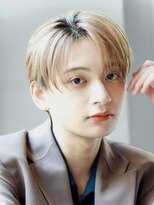 オーシャントーキョー サニー 原宿(OCEAN TOKYO Sunny)&nbsp;ハイトーンカラーフェザーパーマニュアンスパーマセンターパート