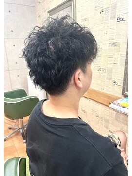 ベルナ(BELUNA) ツイストボリュームピンパーマ☆