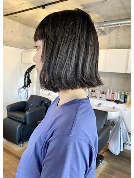 ハイジア(hygea) 30代40代切りっぱなし ミディアム ミディアムボブ 外ハネボブ