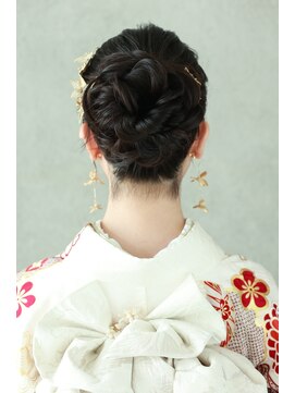 アトリエ木下 日吉店 ふわふわシニヨンヘア