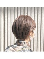 イル(iLu.)&nbsp;ショートボブ×ミルクティーベージュ