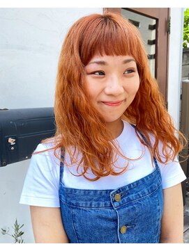ノエル(NOEL) オレンジベージュ×ふわふわウェーブ