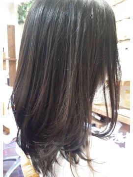 サロンドノア(Salon de NoA) レイヤーカット