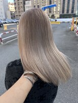 テテ(TETE) ミルクティーベージュ　長堀橋×心斎橋