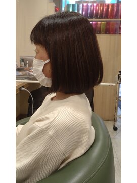 アエラス(Aeolus) オーガニックカラー　ボブスタイル