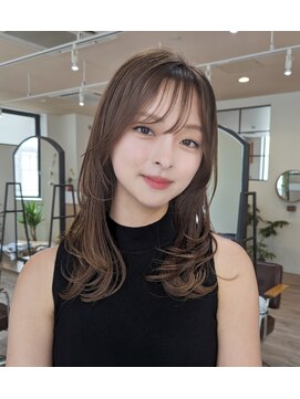 アンバー 池袋(amber) ミディアムレイヤースタイル