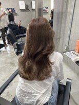 ラック(LUCK)&nbsp;レイヤーぱっつん前髪ステップボーンカットシルキー船橋/韓国