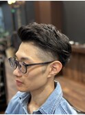 メンズ理容室バーバースタイルスーツ流行ビジネスショート錦糸町
