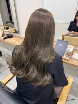 イロ(iro) 透明感カラー