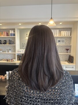 ポーズサロン(PAUSESALON) レイヤーカットグレージュカラー！
