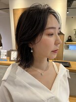 アカラ(acala)&nbsp;フェザーバングミディアムボブ【イルミナカラー/髪質改善】