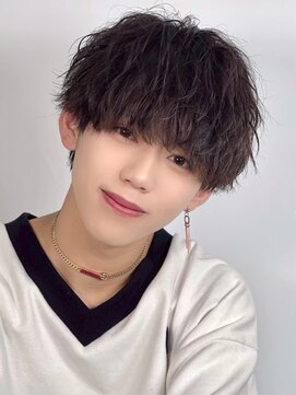 ナチュラル 渋谷(NATURAL) ●フェザーパーマ／スパイキーショート［メンズ／渋谷］