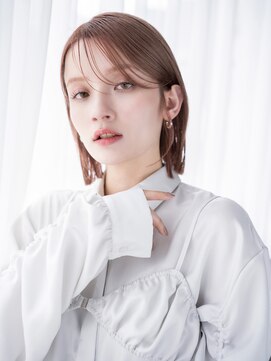 小顔オリーブグレーミディアム顔周りレイヤーボブ_F50922