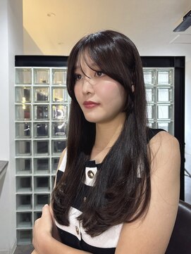 ヴィヴカウンター(VIVE counter) 2wayバング、レイヤーカット