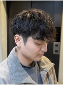シャドウパーマ　無造作　韓国メンズ　シースルーマッシュ