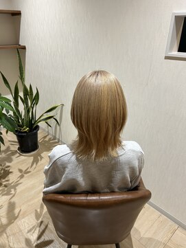 ブリーチ/ぬきっぱなし/ブロンド/ウルフカット