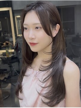 ロンドアヴァントゥス 池袋(Lond aventus) メルティカラーフェミニンロング似合わせカットレイヤーカット