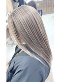 ミルクティーハイライトバレイヤージュ