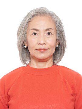 えがお美容室 【えがお美容室】グレイヘアの方に◎白髪を活かすエレガントボブ