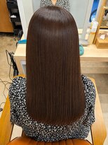 クア(qua)&nbsp;【北千住】髪質改善縮毛矯正 乾かすだけでまとまる美髪