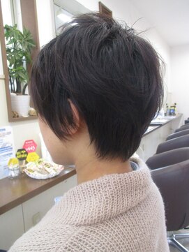 コアフィールフィス(COIFFURE fils) ママにオススメ☆ひし形ショート