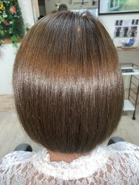 ヘアーワールド ゼロ(Hair world Ze:Ro) iNOAカラー