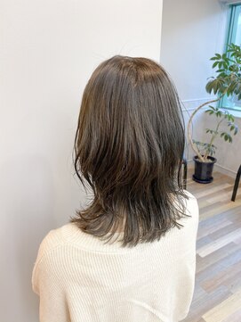 アトリエ タキ(atelier.taki) ダークグレージュウルフカット＊