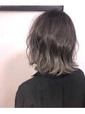 グレージュ/透明感カラー/ミディアム/外はね　　担当　夕島