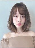 ミディアムレイヤー グレージュカラー ☆ 似合わせカット ☆