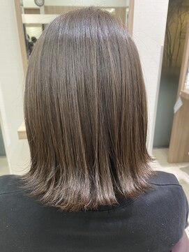 エイト 上野店(EIGHT ueno) 外ハネ×グレージュ