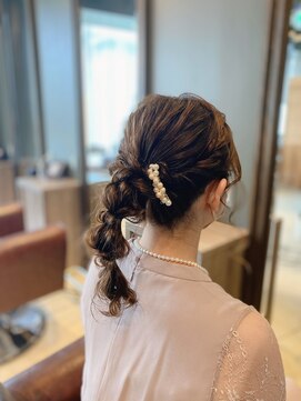 ロアナ 六本木(LOANA ROPPONGI) ちゅるんとした編みおろしスタイル♪