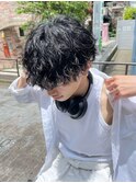 波巻きスパイラルパーマツーブロックツイストパーマメンズヘア