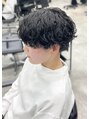 カンゴール サロン トウキョウ セントラル 原宿(KANGOL SALON TOKYO CENTRAL) 【波巻きパーマ】こだわりの薬剤配合で、髪質に合ったパーマ