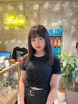 ゼストカロン(ZEST Kalon) ダークグレージュで大人可愛く