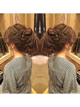 アトリエ アンファン(atelier EnFant) アップスタイルヘアアレンジ