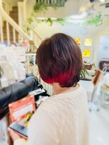 美容室 ティンカーベル イヤリングカラー