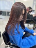 ストレート　艶感　ブラウンカラー　顔周りカット　ロングヘア