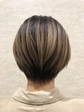 アルドラ(ALUDRA) バレイヤージュ×ショート