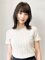 イル(ill)&nbsp;肩上　外ハネボブ　フェイスレイヤー　大須