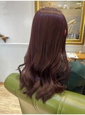 巻き髪ボルドー