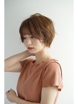 ルフュージュ バイ プロデュース 相模大野店(Refuge by Produce) くびれショート/マロンベージュ