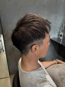 ユウシヘアー(Yushi Hair) ツーブロックアップバング