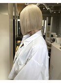 ブロンドボブ