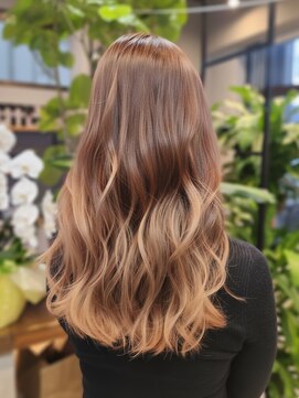 アヴァロンテ アットウィルヘアー(A VOLONTE at will hair) 根元が伸びても◎立体感バレイヤージュグラデ ーション[成田]