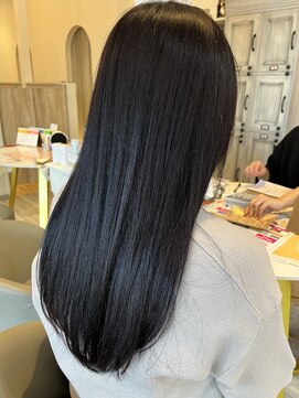 ハグクレア(HUG CLAIRE) カットカラーワンカラーロングストレートダークラベンダー春日井