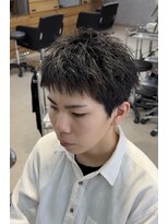 ヴェロ 福井(VeRO) 前髪おろしスパイキー