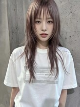 エイチ 大阪梅田(H) アンブレラカラー外ハネボブウルフボブグラデーションカラー50代
