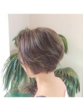 ヨシユキ(YOSIYUKI) ショートスタイル